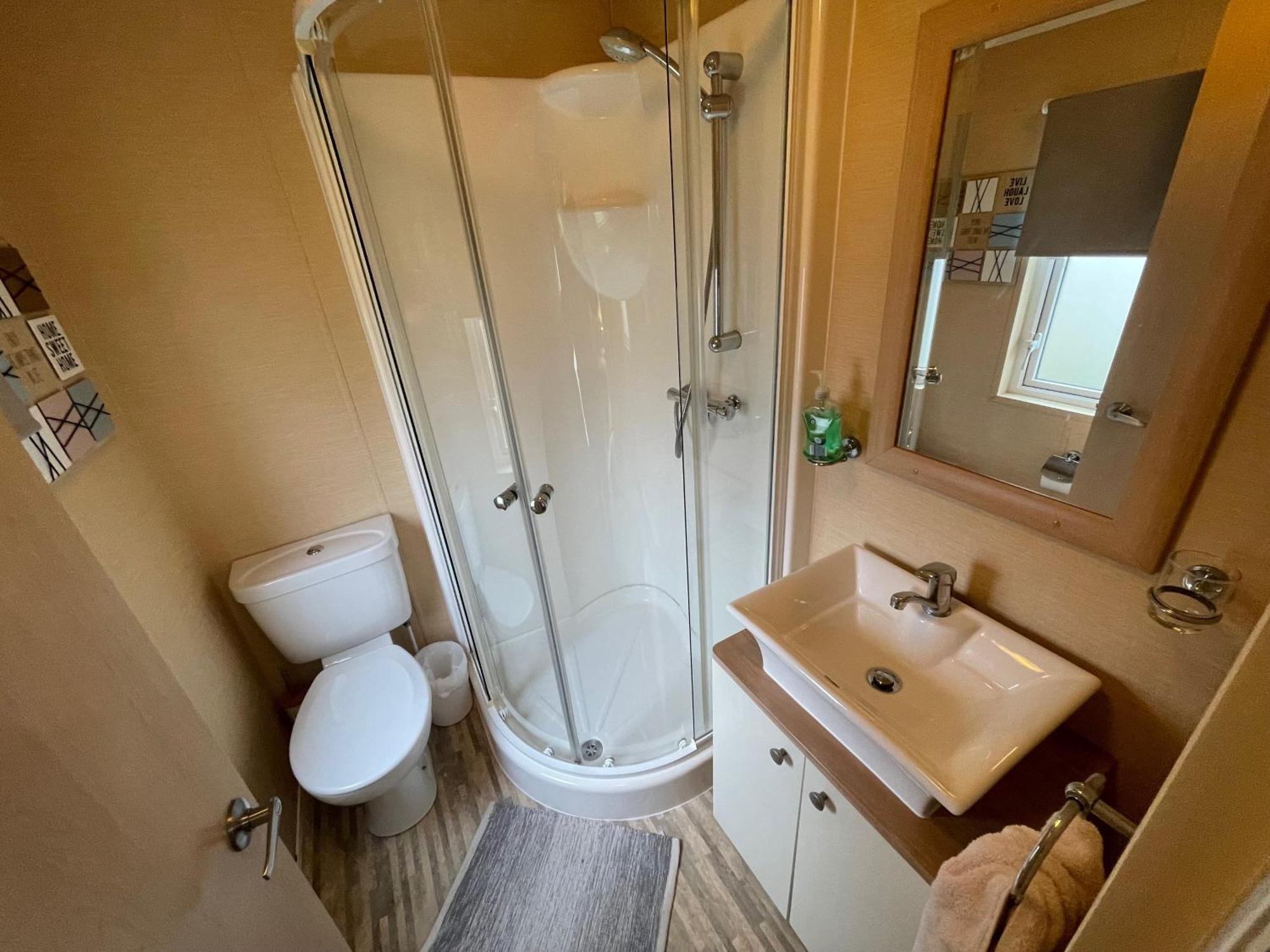 Luxury Lakeside Lodge L2 With Hot Tub Situated At Tattershall Lakes Country Park Eksteriør bilde